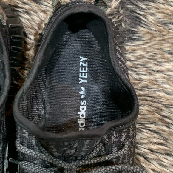 Adidas Yeezy 350 Boost Low Kanye West Triple Black Pirate Black AQ2659 BB5350 - Picture 3 of 11